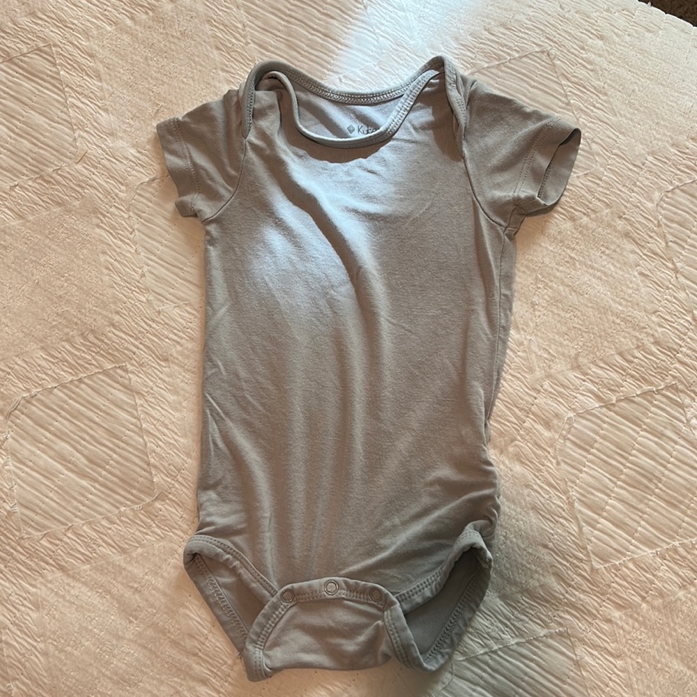 Kyte Baby Bodysuit